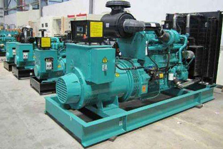 靖江1000kw康明斯柴油发电机组图片 靖江1000kw康明斯柴油发电机组图片